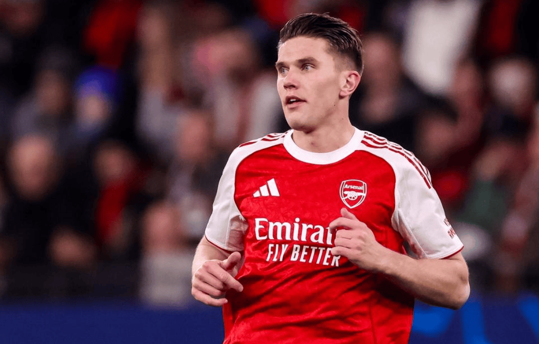 英超神剧情：门将两次失误送大礼，领头羊接近冠军，阿尔特塔挥拳狂欢